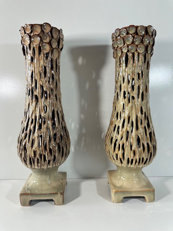 (X's 2) Pair of Carolyn Kinder Textured Ceramic Vases - Unique Artistic Design