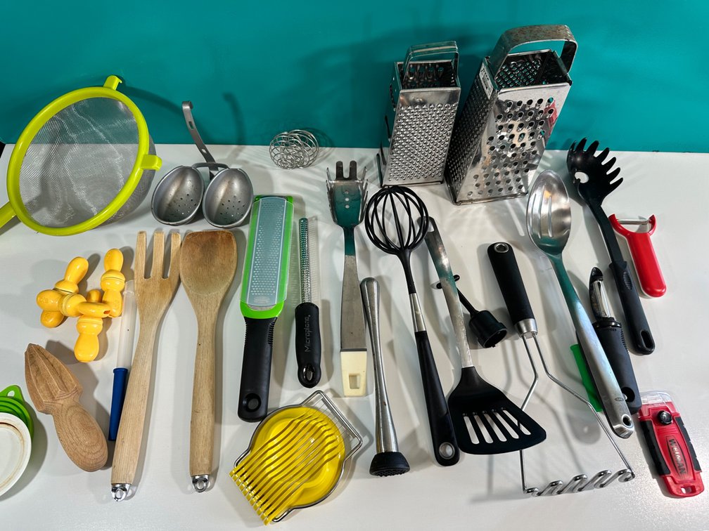 Comprehensive Kitchen Utensil Lot 