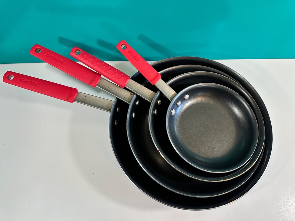 (X's 4) Tramontina Pro Series Nonstick Frying Pan Set - Four Pieces