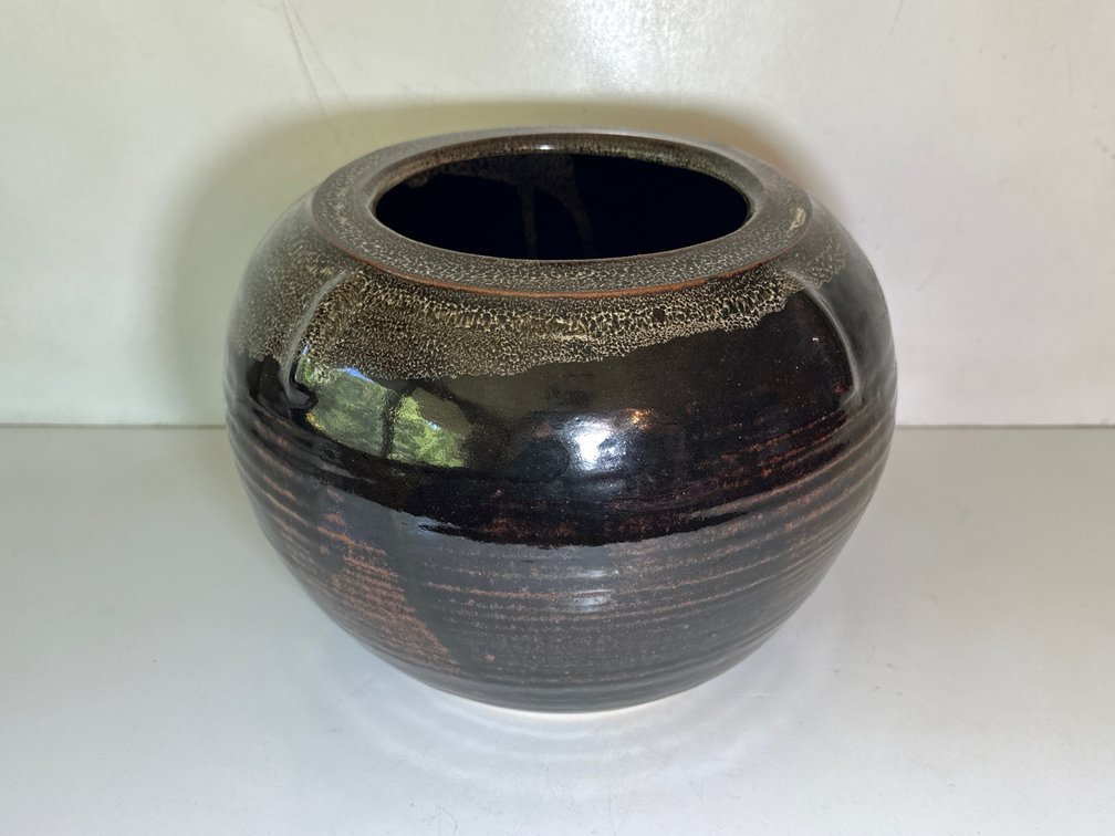 Artist Signed Pottery Honey Pot Style Vase