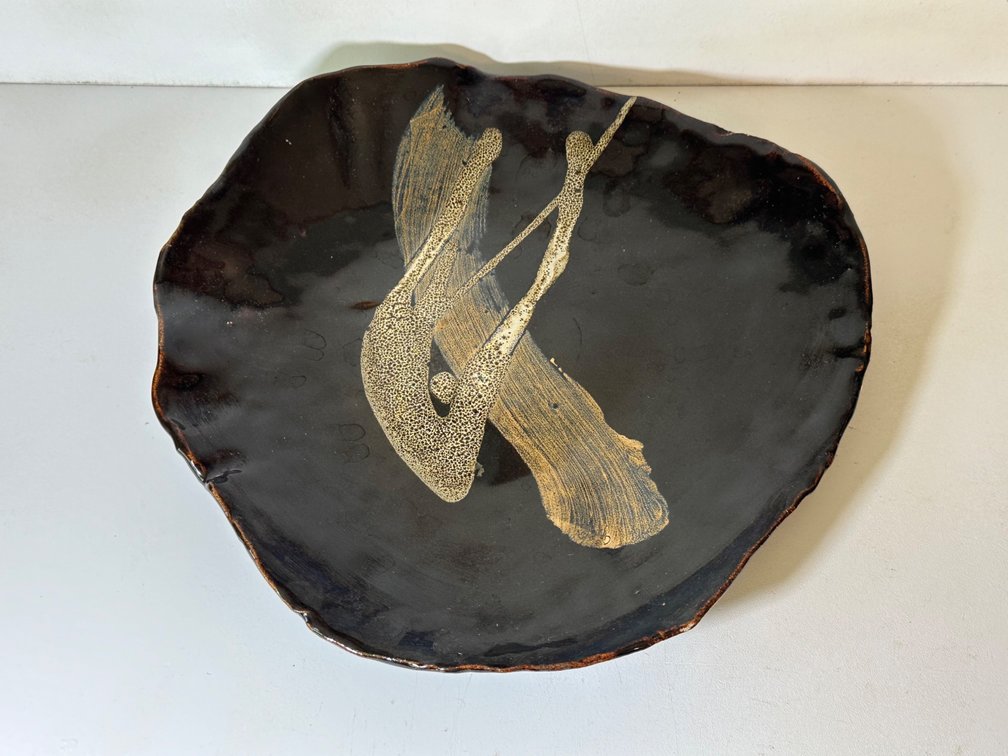 Artist Signed Pottery Artisanal Plate 
