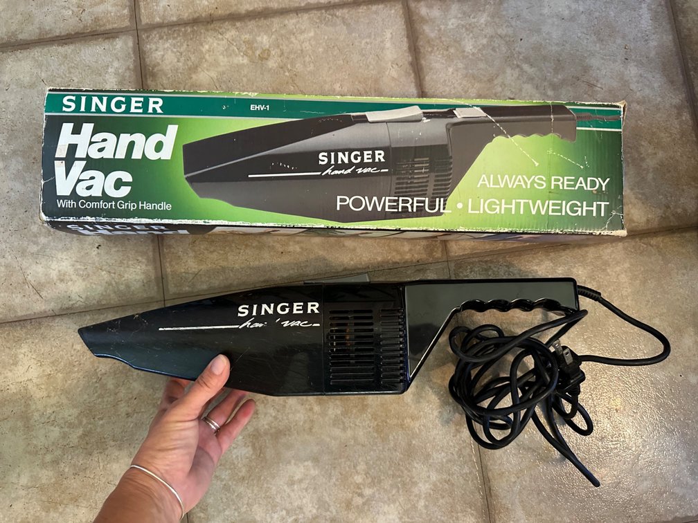 Singer Hand Vac