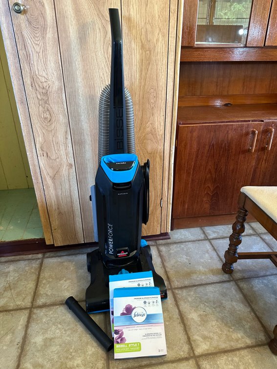 Bissell Powerforce Vacuum with Febreze Vacuum Bags