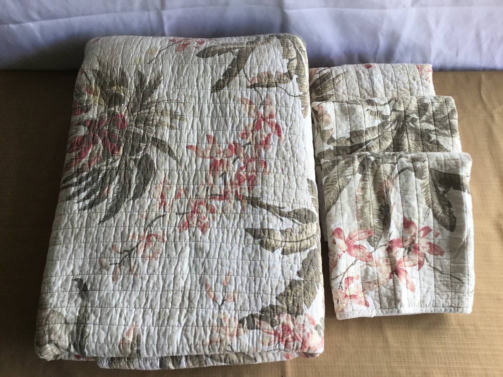 Queen Size Tommy Bahama comforter set