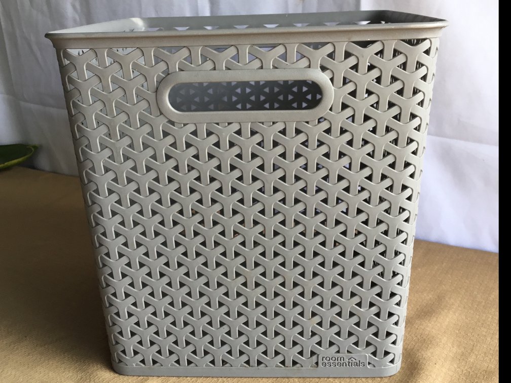 Plastic Wastebasket 