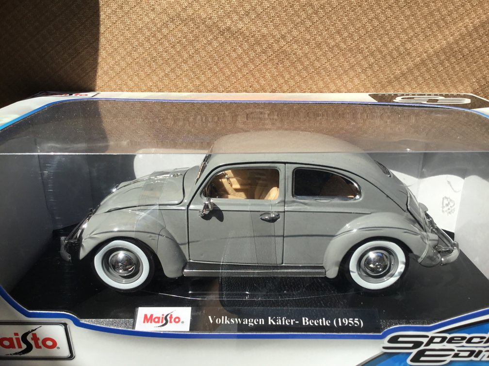Die Cast 1955 VW Beetle