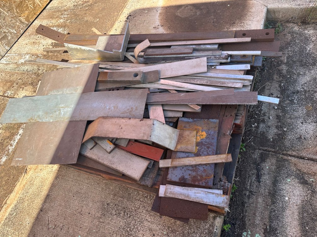 Pallet of Various Size and Types of Metal Plates