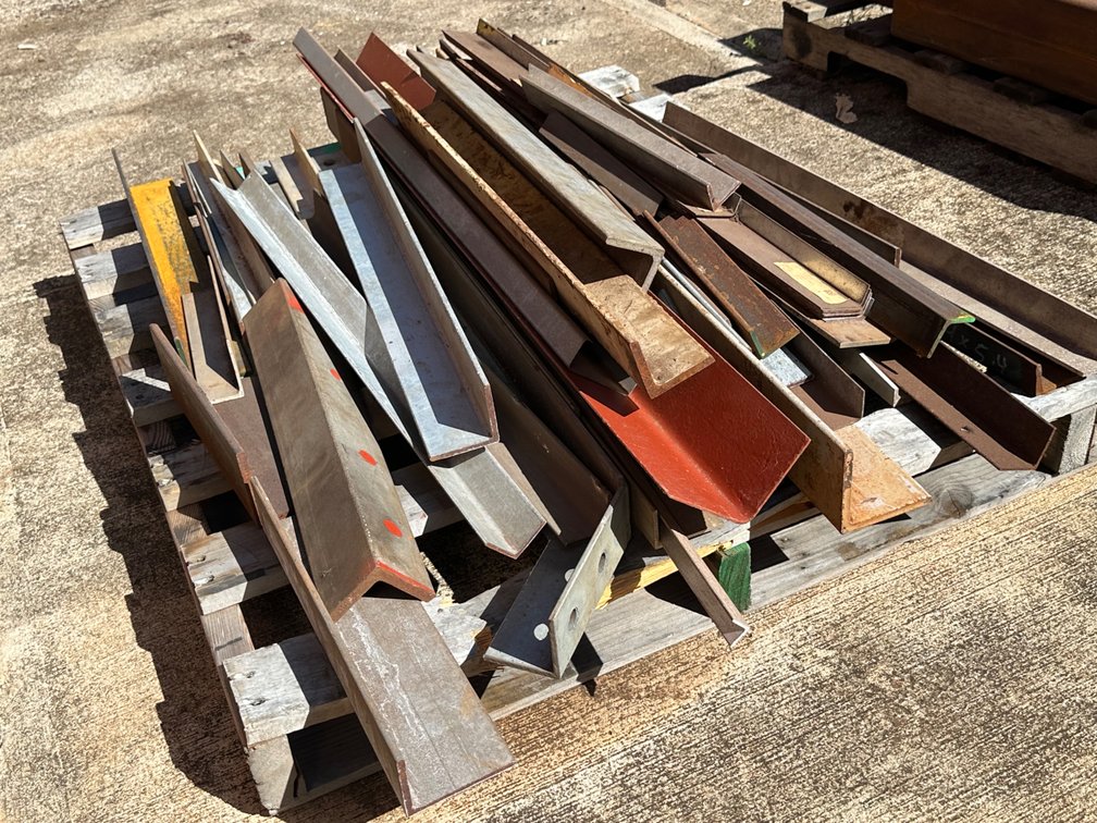 Pallet of Various Size Angle Iron 