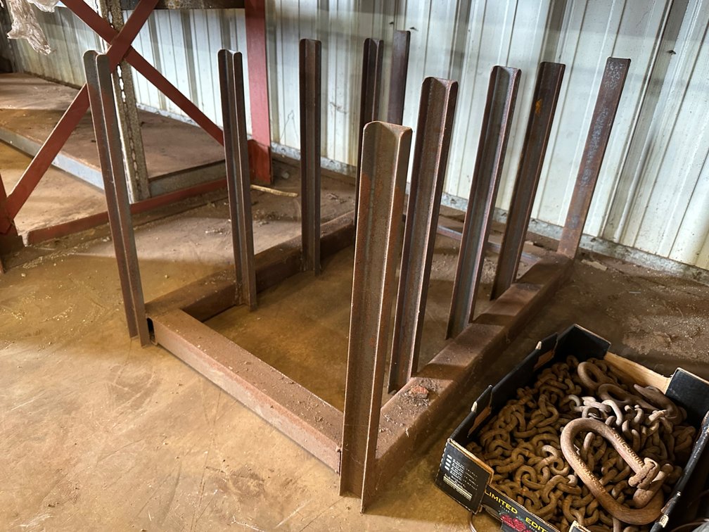 Metal Stand/Sorting Rack