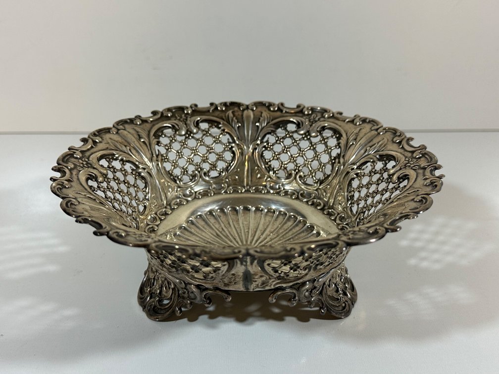 Sterling Silver Reticulated Bowl by Wallace - Guslander Estate
