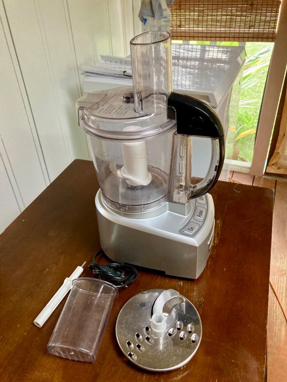 Cuisinart Food Processor with accessories