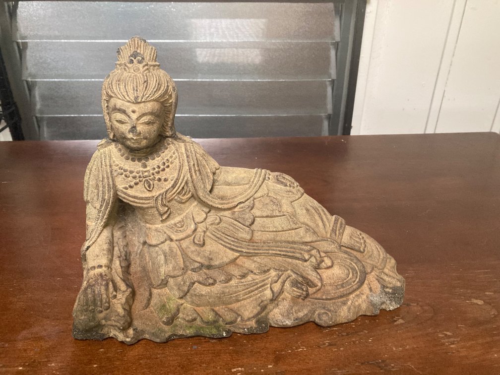 Garden Quan Yin Statue