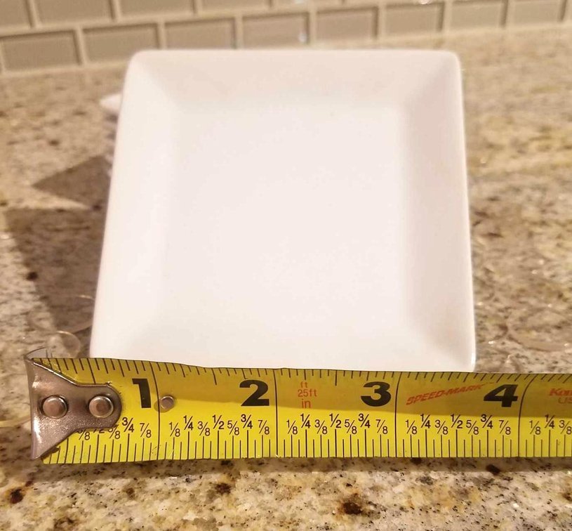 Macy's Cellar 4" pupu plates (6 pcs)