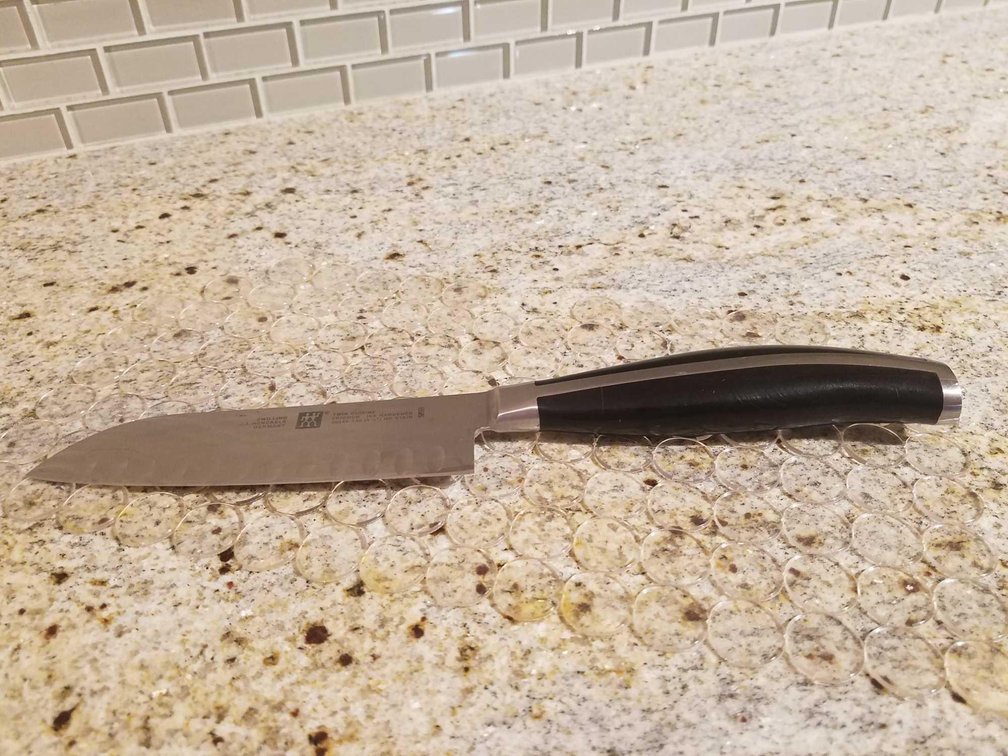 Henckel 6" knife Santuko Blade