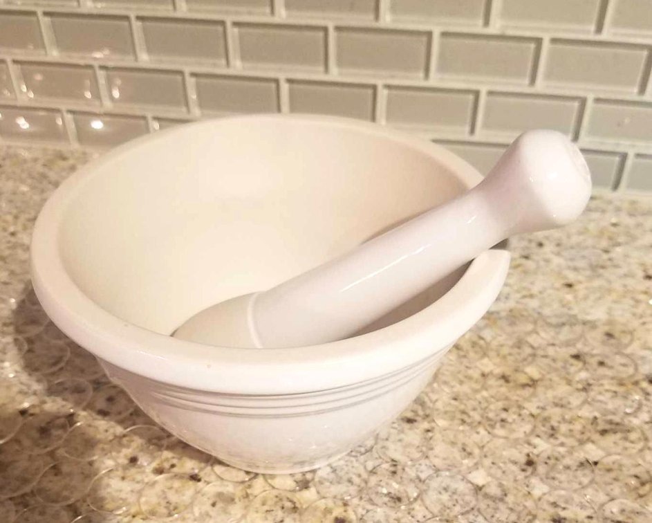 Ceramic Mortar and pestle