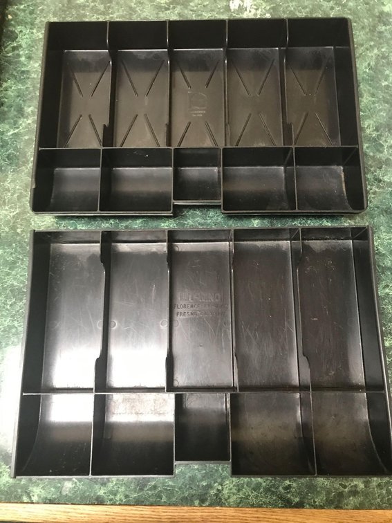 (X's 2) Cash Trays