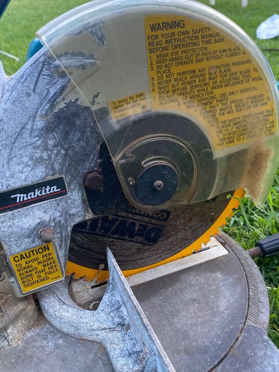 Makita 10” Miter Saw