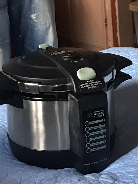 Cook's Essentials Electric Pressure Cooker