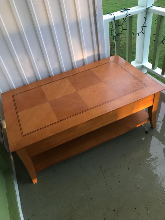 Adjustable Top Height Coffee Table 