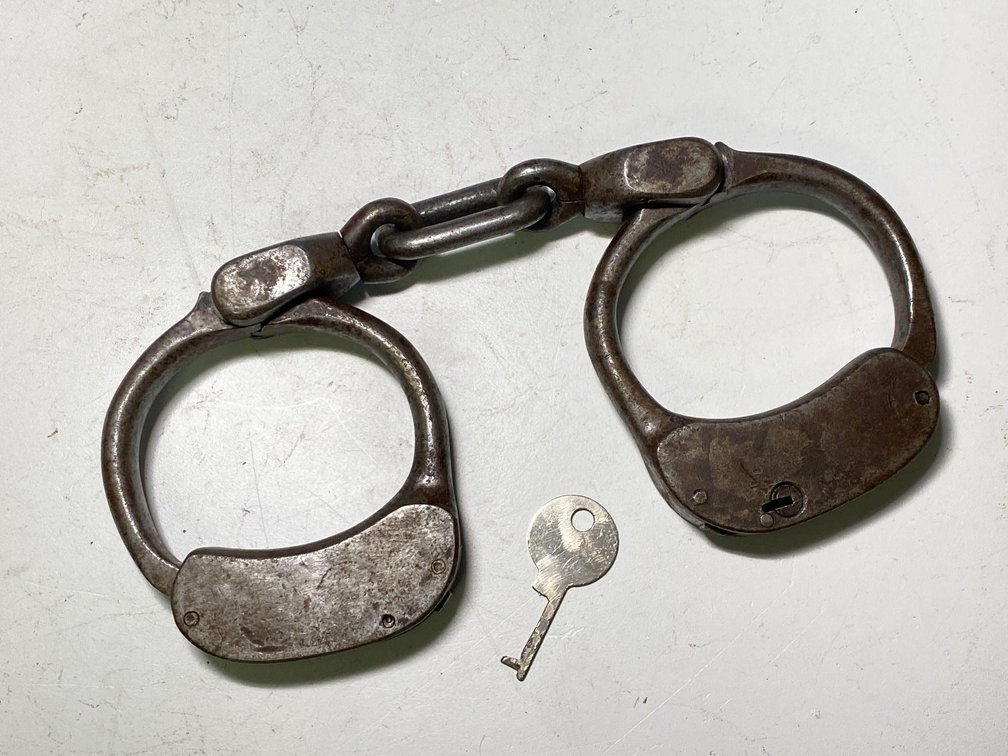 Antique Clejuso Heavy-Weighted Handcuffs with Key 