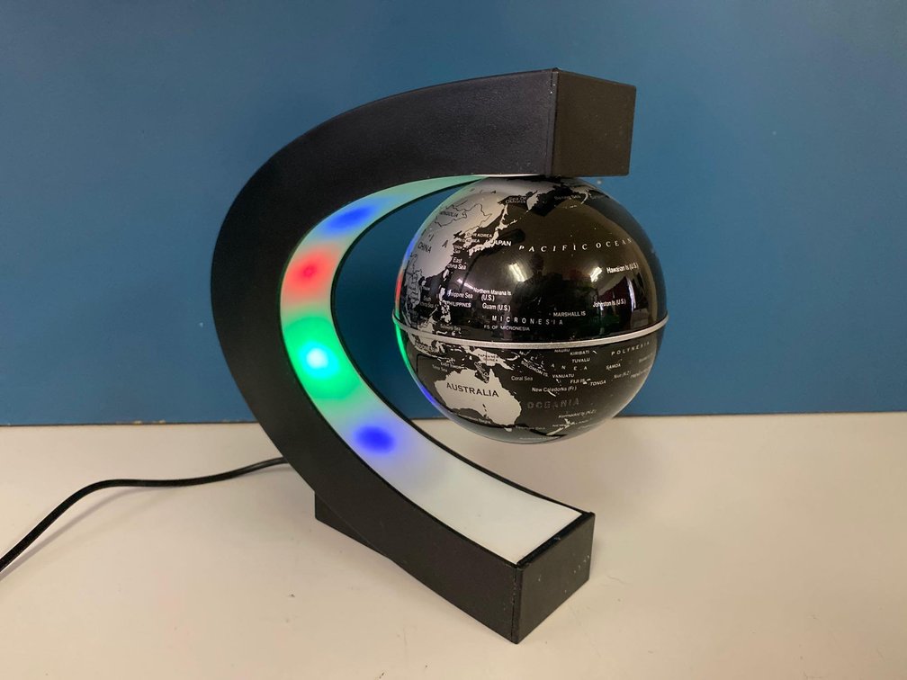 Magnetic Levitating Globe with LED Lights