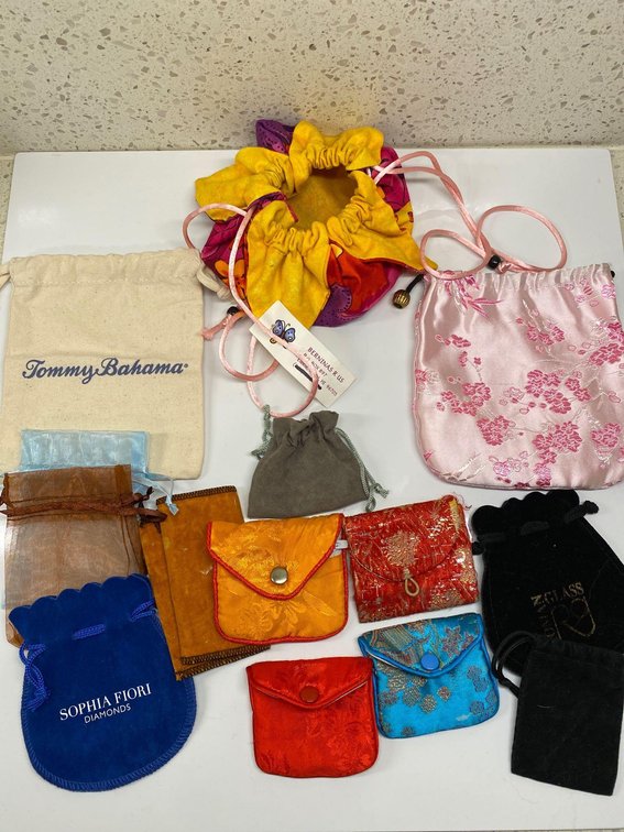 Small Gift Pouches 