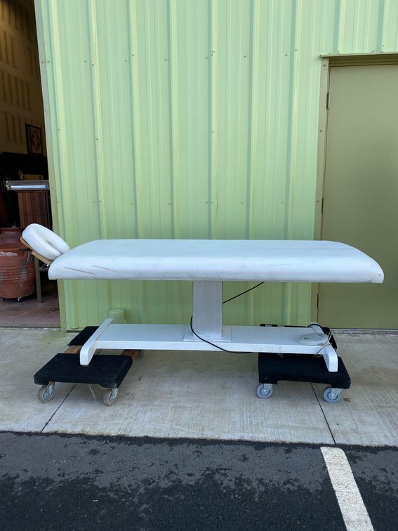 Image for Kapaa (Kauai) Collaborated Furniture & Comics Auction 02/28