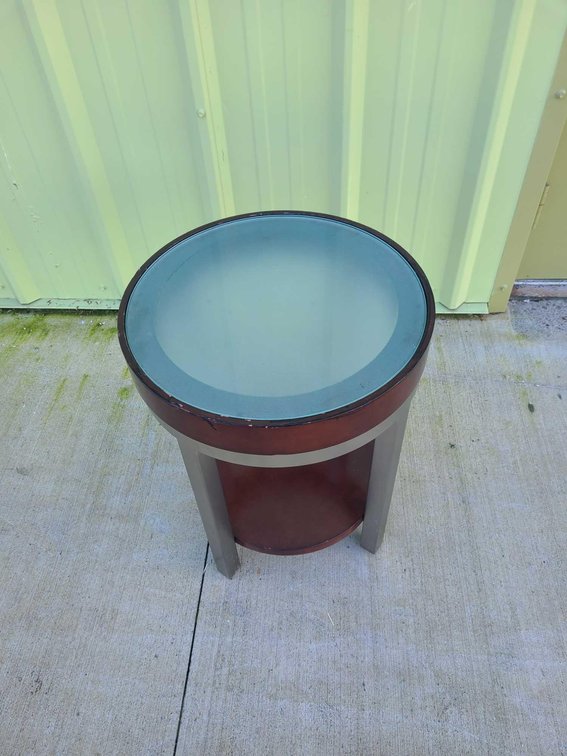 (X's 2) round glass side tables