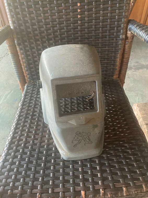 Welding helmet with air compressor tools