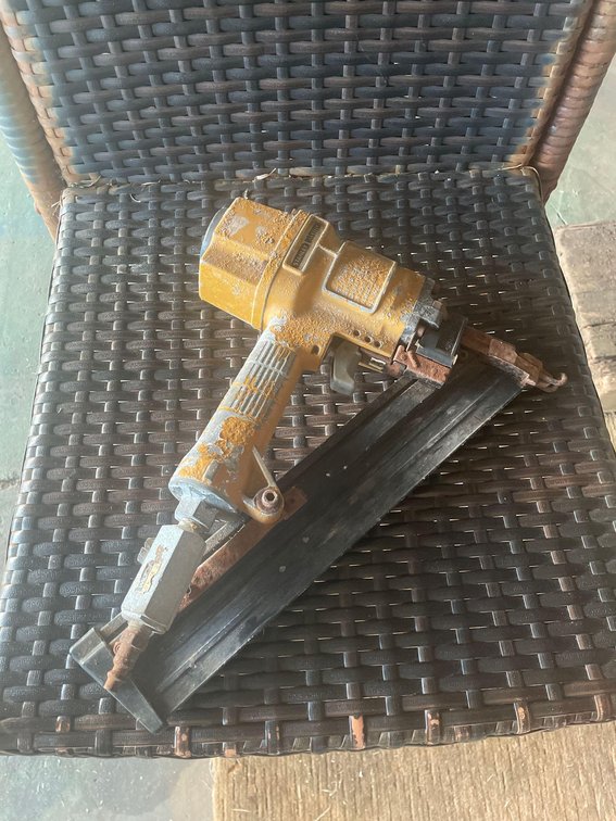 Pneumatic Framing Nailer