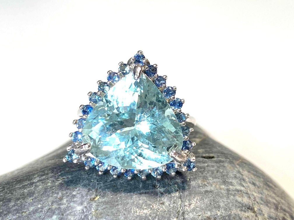 Sterling Silver 925 Natural Aquamarine and Sapphire Diamond Cut Ring Size 5