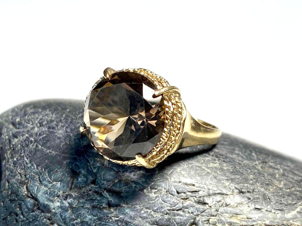 14K Gold Large Round Smoky Quartz Estate Ring Size 7.5