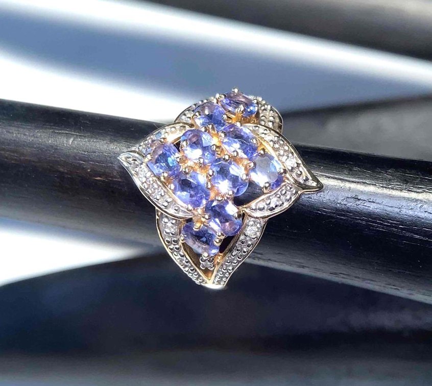 14K Gold Tanzanite and Diamond Accent Ring Size 6