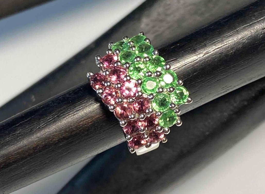 14K 585 White Gold Estate Ring with Green Quarts and Amethyst Stones Size 5