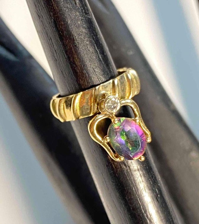 14K Gold Estate Ring with Large Topaz Dangle Stone and Diamond Accent Size 4