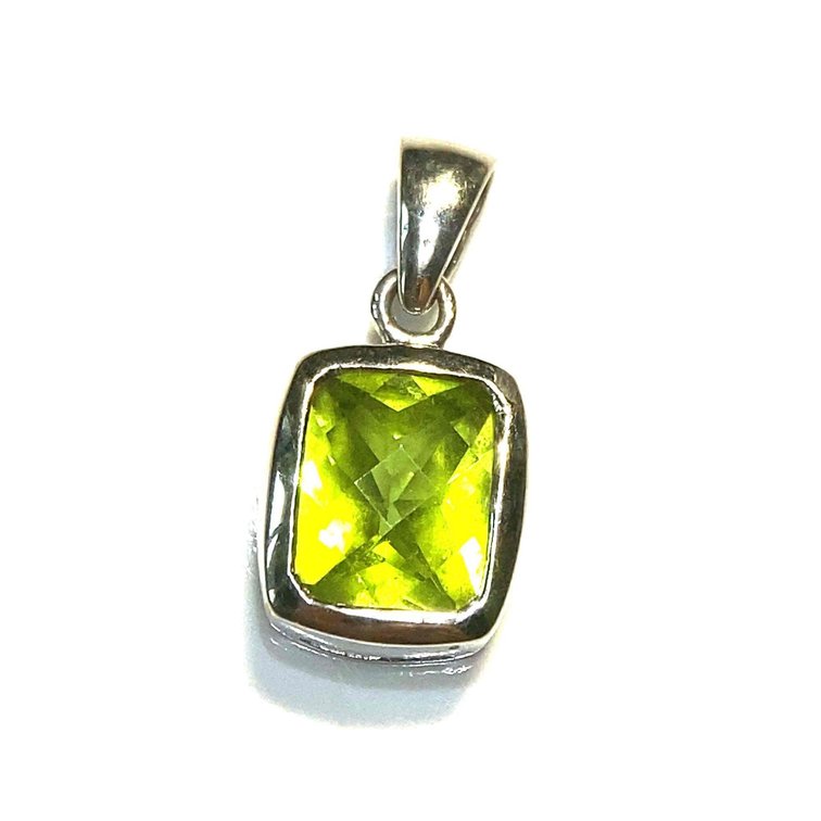 14K White Gold Square Peridot Stone Estate Pendant 