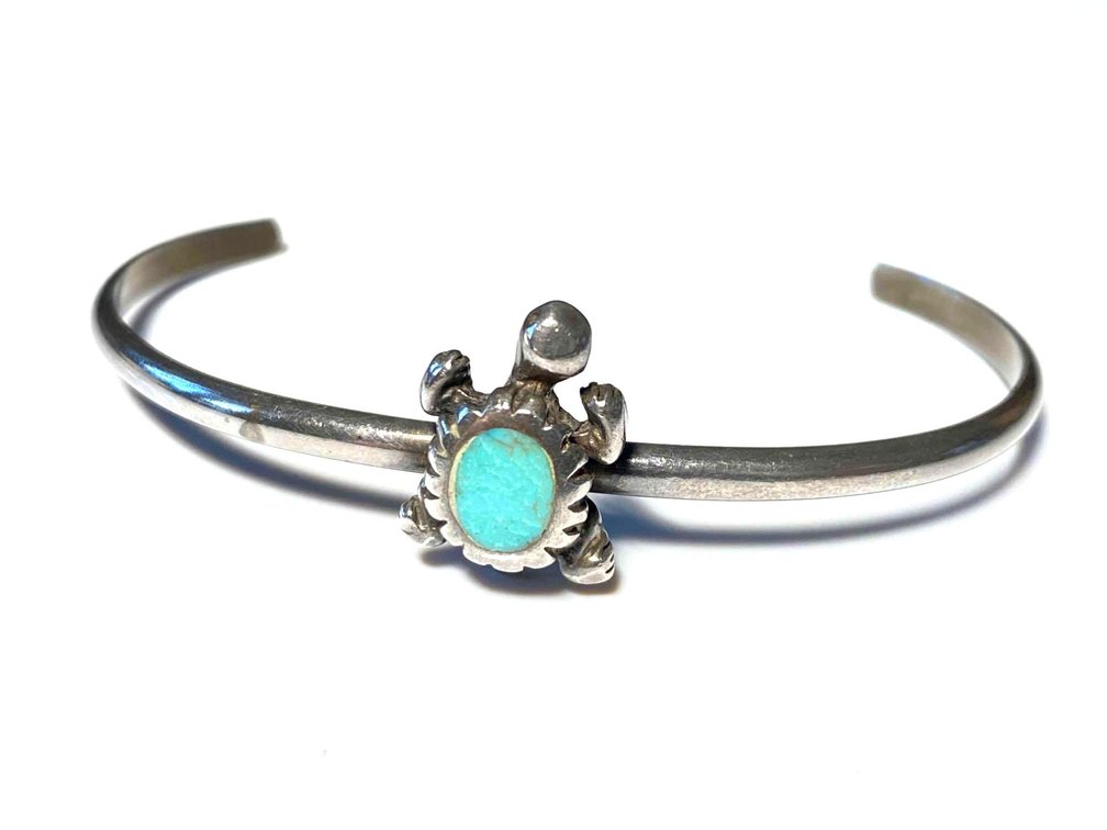 Unmarked Sea Turtle Turquoise Colored Stone Cuff Bracelet 