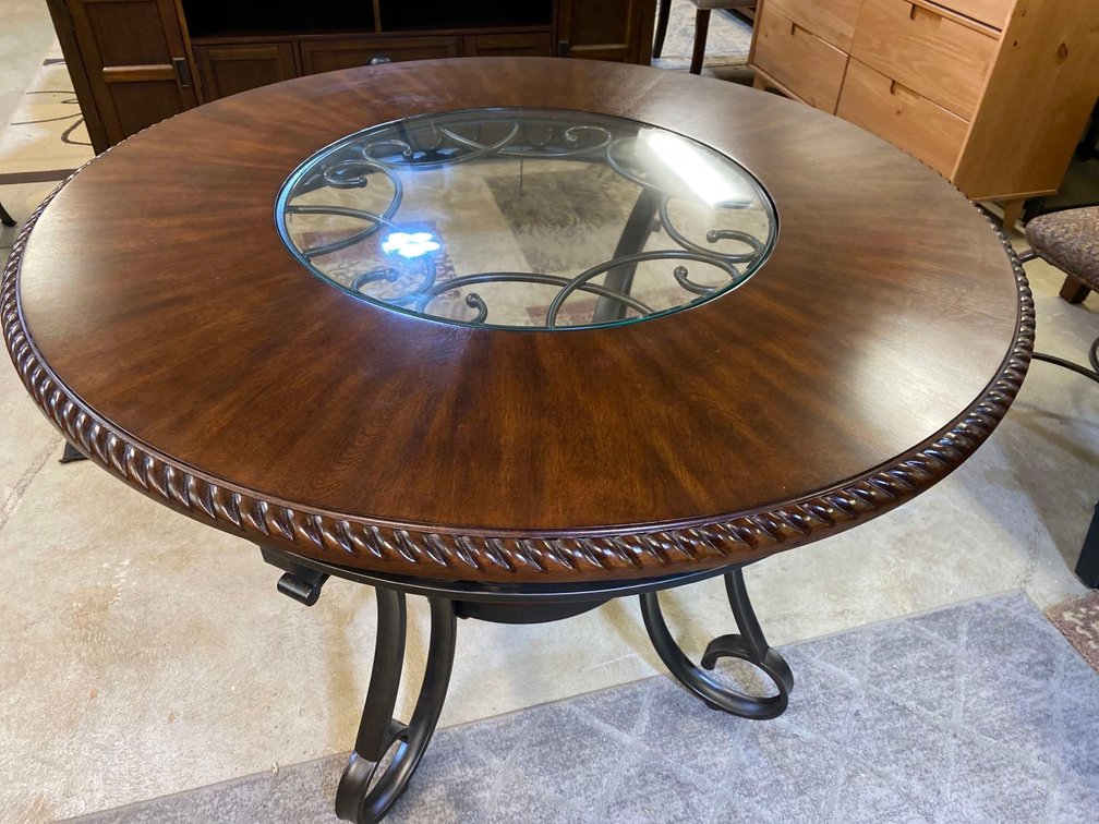 New Ashley Furniture Dining Table