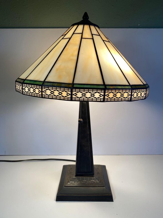Mosaic Glass Style Table Lamp 