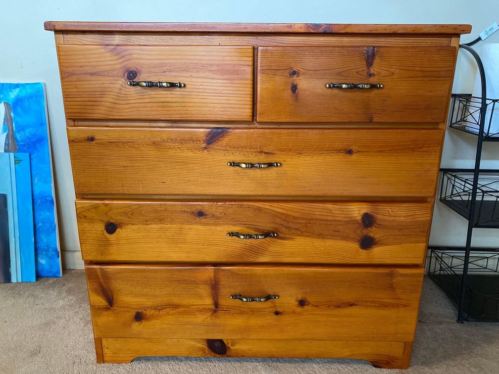 Five Drawer Knotty Pine Wood Chest of Drawers