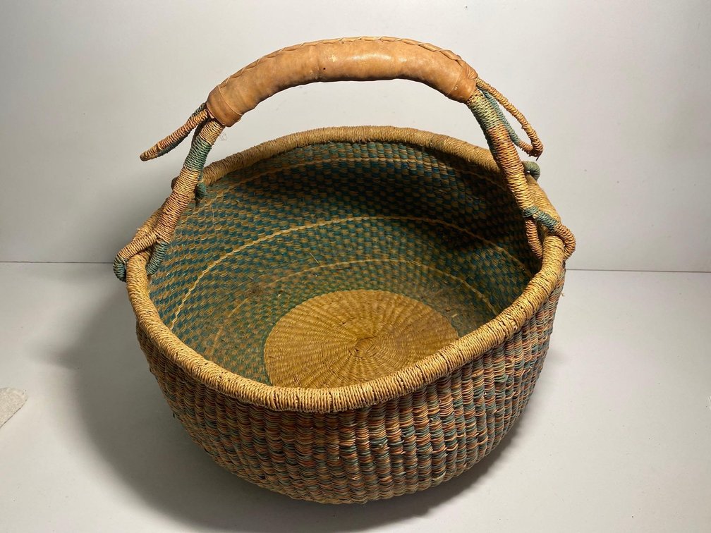 17" Round Woven Style Basket with Green Accent Color 