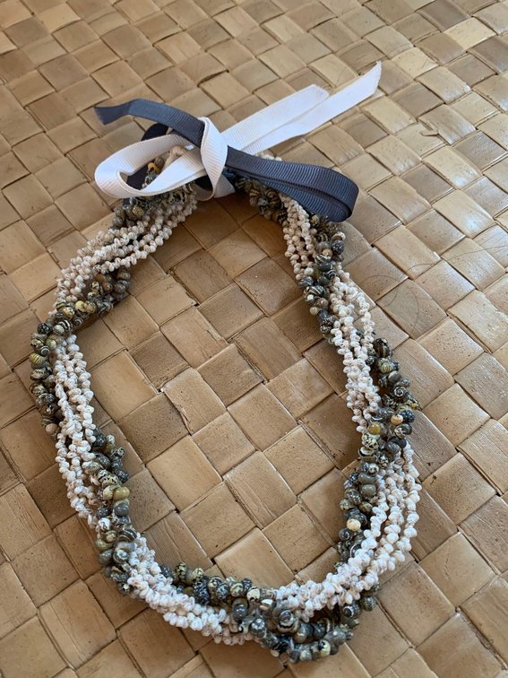 Shell necklace