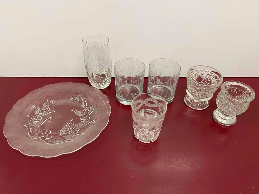 10" Glass Serving Plate and Mixed Glassware 
