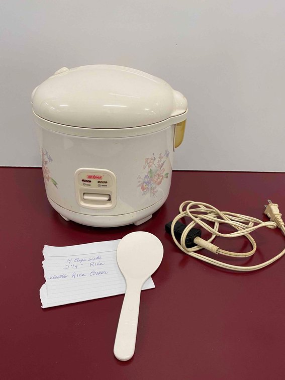 Aroma Rice Cooker and Paddle 