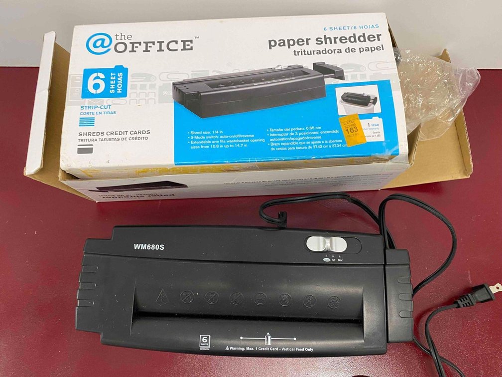 The Office 6-Sheet Paper Shredder Top