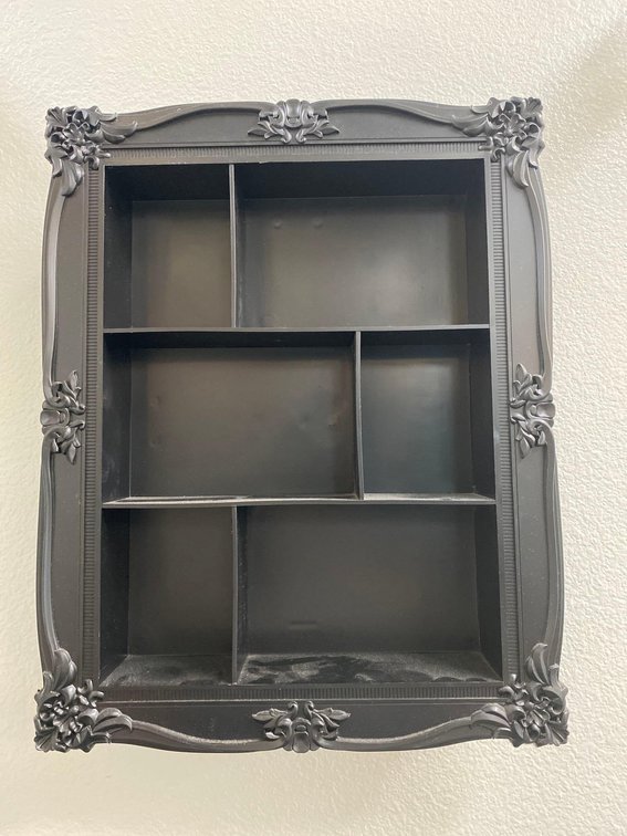 15 1/2" X 19 1/2" Black Plastic Decorative Shelf