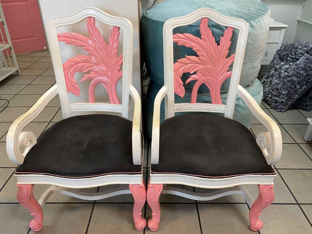(X's 2) Shabby Chic Chairs