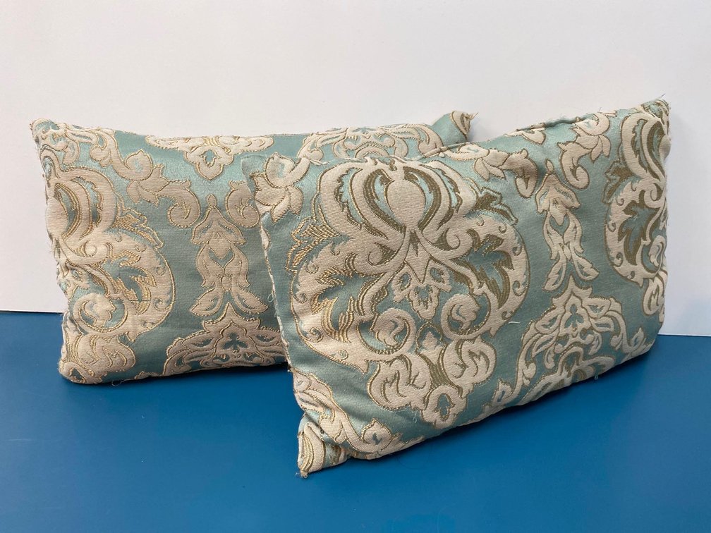 (X's 2) 17" Long Rectangle Accent Pillows 