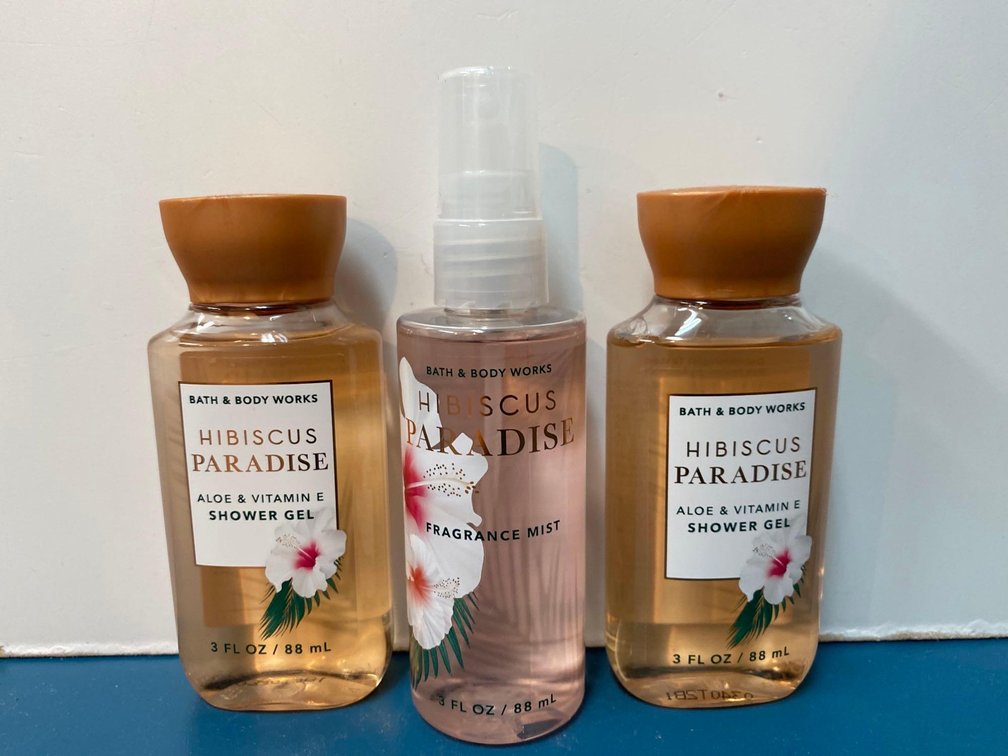 (X's 3) Bath & Body Works Hibiscus Shower Gel and Fragrance Mist 