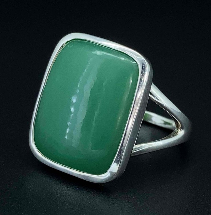Chrysoprase Ring Size 8.5 